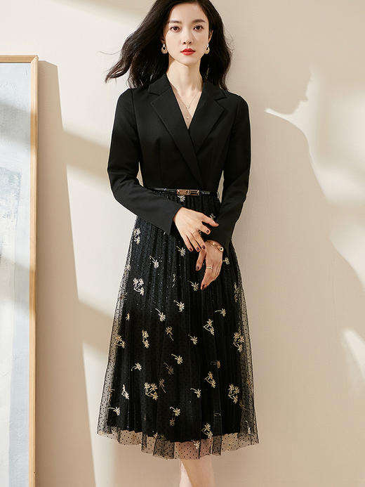 剩S/M 米思阳2024秋季新款时尚气质西装领连衣裙拼接绣花网纱百褶裙0014 商品图2