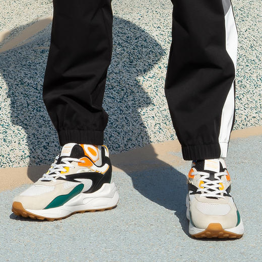 【线下同款 加密三明治网布+反绒皮+超纤革鞋面智能回弹科技中底赛琪男士休闲跑鞋332171 商品图3