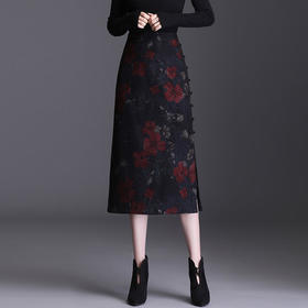 TY79110  新款复古秋冬印花毛呢修身民族风盘扣开叉一步半身裙