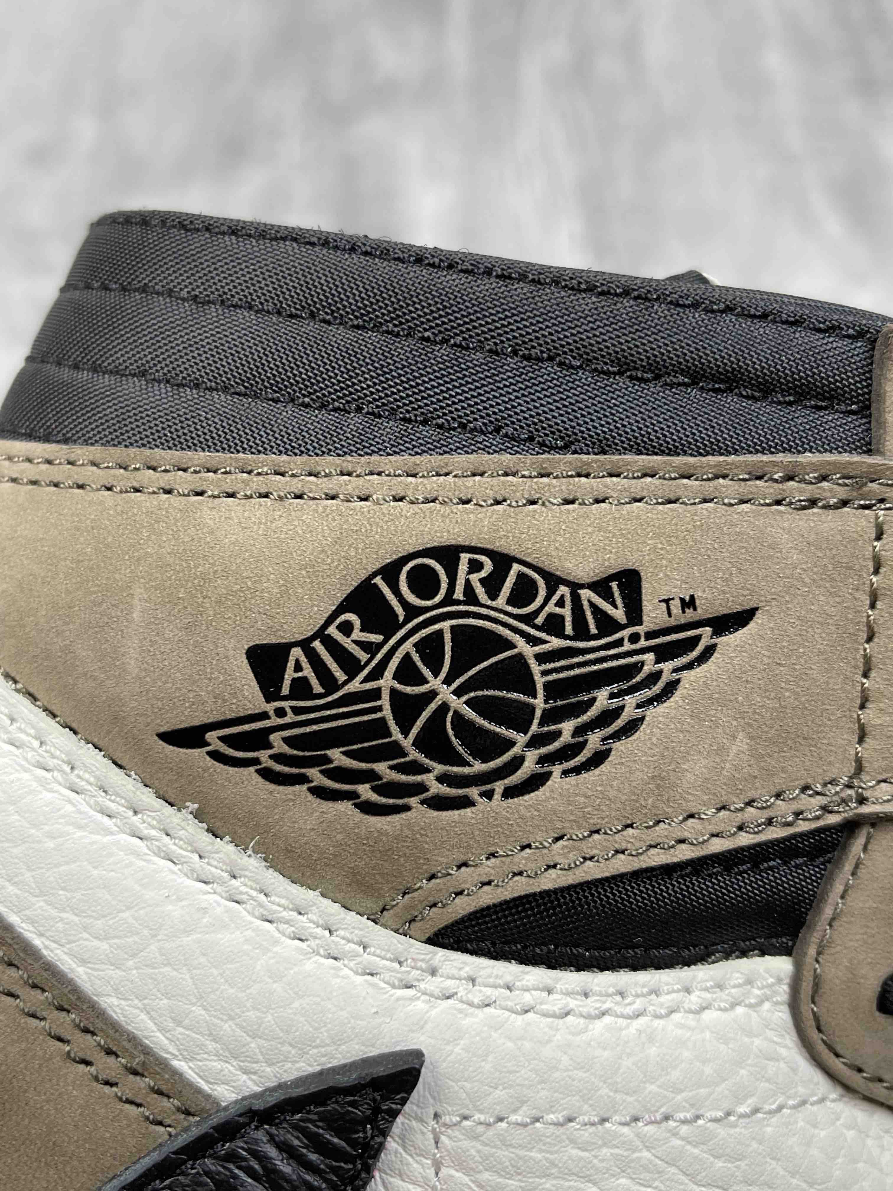 aj1 ts sp 深棕 倒钩 麂皮材质.莞产顶级ljr出品