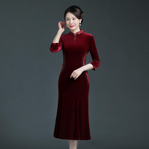 上海旗袍厂WD-WT21358旗袍婚宴秋款七分袖婚礼端庄气质高贵时尚丝绒qp 商品图4