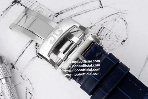 NOOB工厂最有“德味儿”的腕表———格拉苏蒂原创90偏心大日历月相，订制机芯的双跳大日历显示，日期显示的个位和十位并不在同一个日期圈上，有两个独立的显示盘，采用双模组设计 商品图5