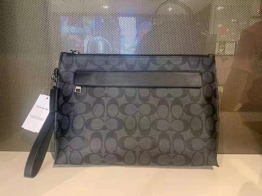 Coach男士手拿包，黑拼老花色，现货超级难买到的Coach男士大手包！ 商品图0