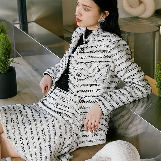 NEELLY新款春套装上衣N22011C01013 商品图4