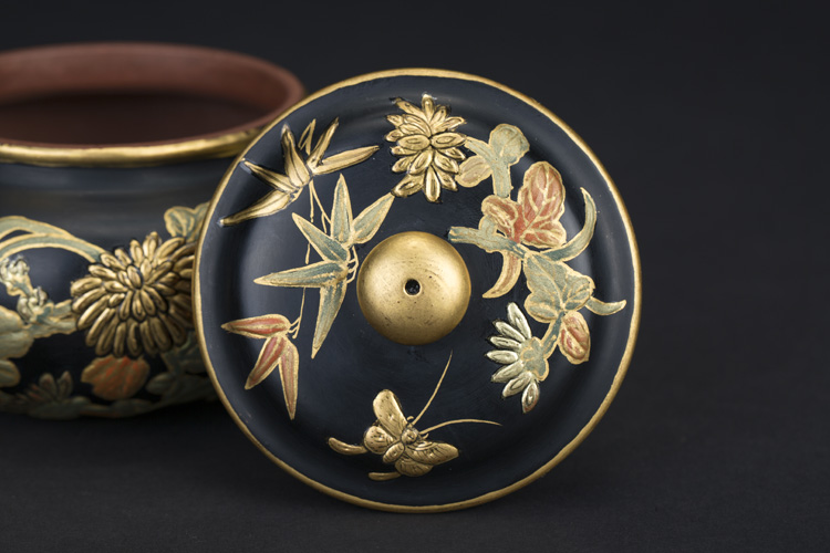 施梦佳仿古·黑漆描金紫砂壶