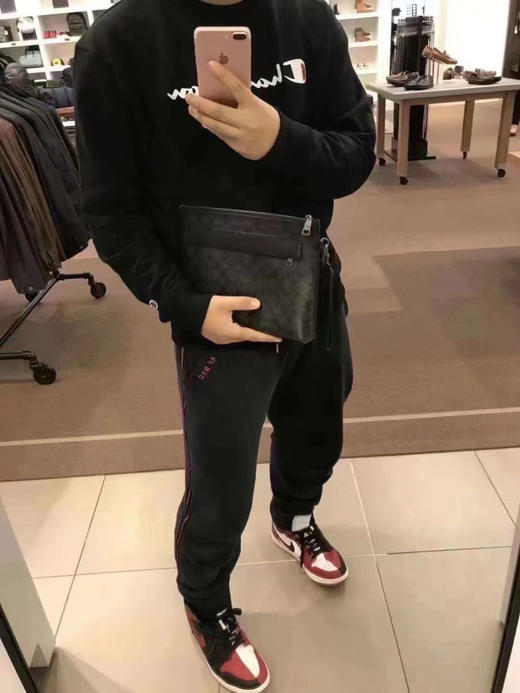 Coach男士手拿包，黑拼老花色，现货超级难买到的Coach男士大手包！ 商品图8