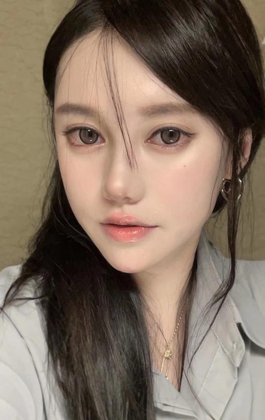 Claire color 水光狗狗眼棕 年抛 2片 14.5mm 着色13.8mm 基弧8.6  含水38%  韩国进口 商品图1