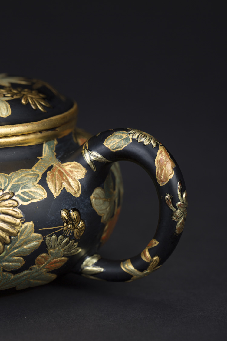 施梦佳仿古·黑漆描金紫砂壶