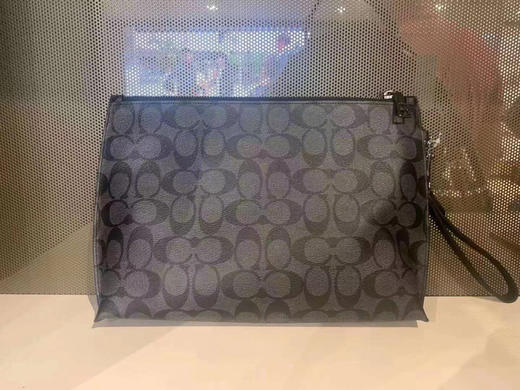 Coach男士手拿包，黑拼老花色，现货超级难买到的Coach男士大手包！ 商品图2