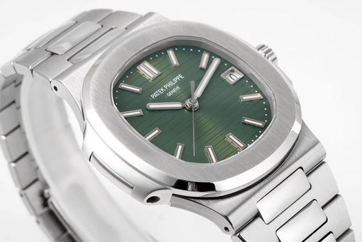 PPF延续超级鹦鹉螺，全新打造橄榄绿鹦鹉螺
外观采用经典鹦鹉螺设计美学，似圆非圆的八角形表圈，不锈钢表壳，依旧是“钢王”经典款 商品图8