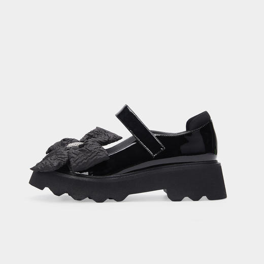 MIO米奥秋冬女鞋个性可爱蝴蝶结厚底甜酷小香风玛丽珍单鞋M221420401 商品图2