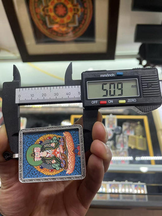 西藏直发！西藏手绘唐卡！外壳可以定制纯银的..可单独开光！ 商品图2