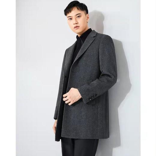 南4雅戈尔浅灰色暗条纹西服领大衣 商品图0