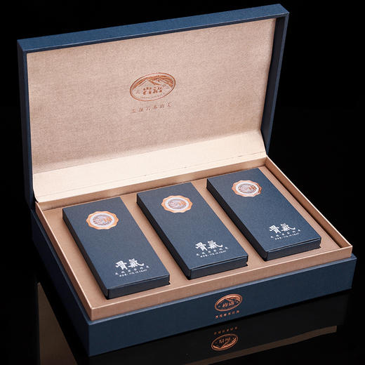 分两个包裹 正山堂茶业 武夷山桐木关正山小种红茶全家福系列礼盒+正山堂 三两骨气 岩语·三坑两涧岩茶【鲜知50.0】 商品图2