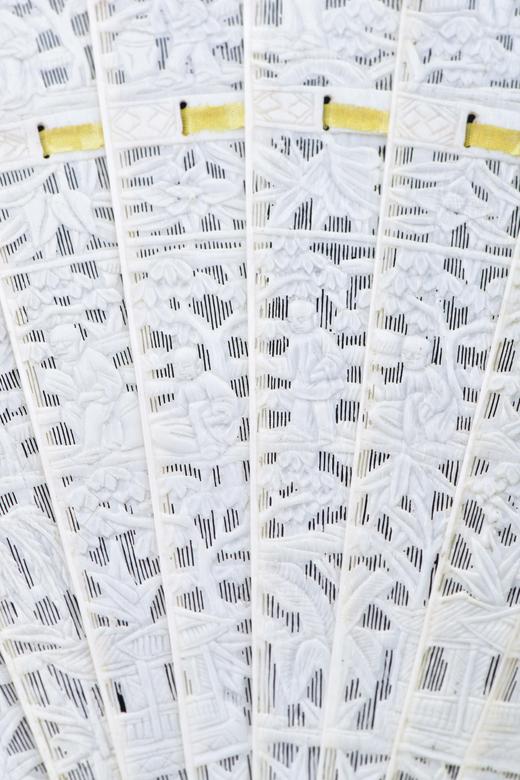 【春日游园】天然材质折扇-ZX2112218 商品图8