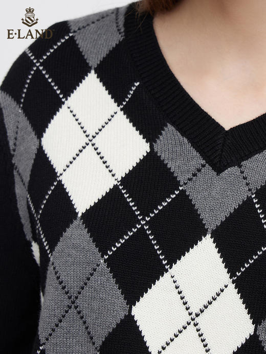 ELAND衣恋简约黑白菱纹V菱针织毛衣EEKWC12H3B 商品图3