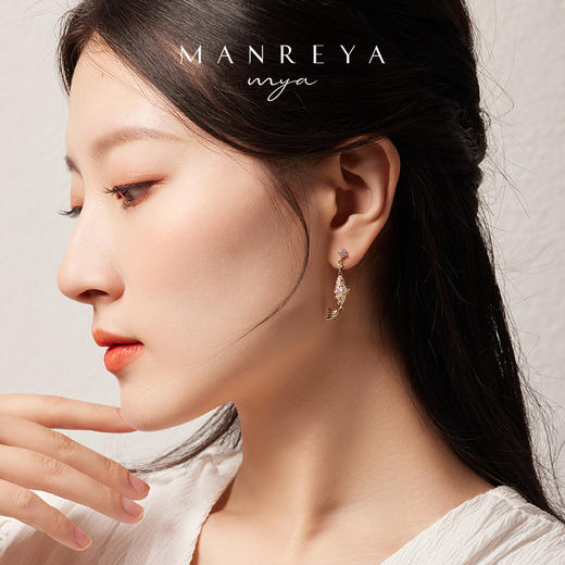 Manreya玛芮雅「开运锦鲤」镀金璀璨锆石耳坠 商品图1