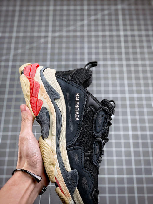 Balenciaga Triple S做旧运动风黑红 商品图8