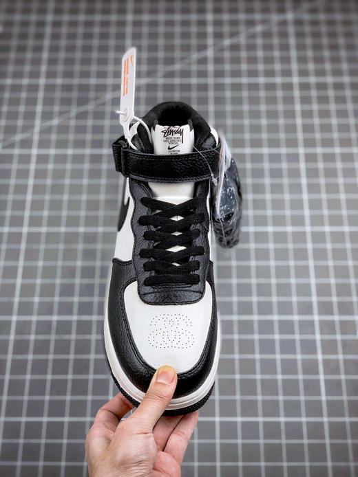 AIR FORCE 1 MID 香奈儿联名 商品图1