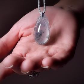 【水滴】蛋清种飘花翡翠项坠