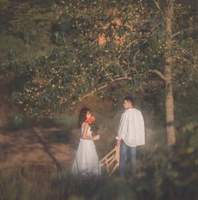 “错的人教你长大，对的人陪你长大”