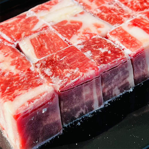 澳洲谷饲和牛肉粒  |  高级和牛口感，每一块都是鲜嫩多汁，奶香四溢，触口即溶！ 商品图3