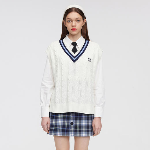 ELAND衣恋学院风撞色V领立体绞花柯基背心马甲	EEVKC11H1C 商品图2