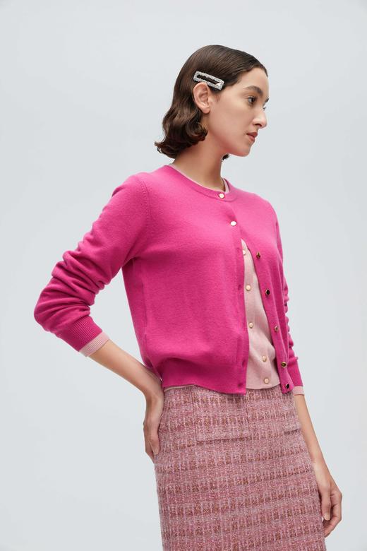 珍贝精编羊绒圆领女开衫H61040-1 商品图3