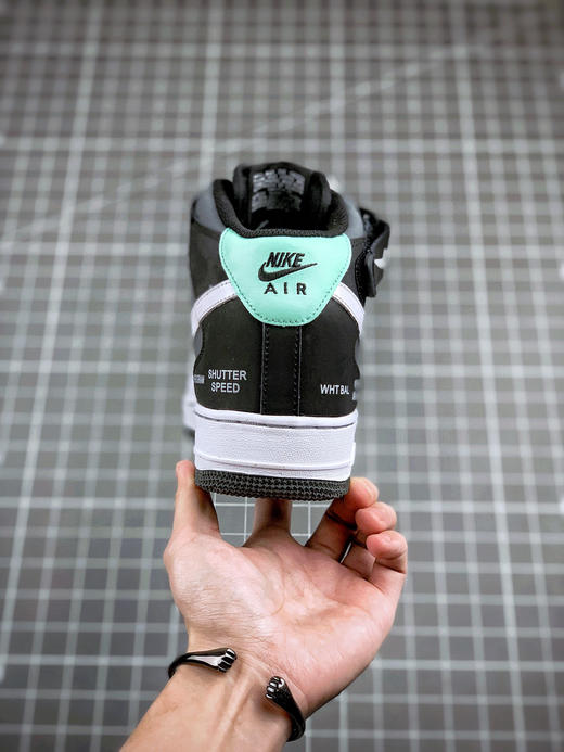 Air Force 1 MID 黑白灰摄像机 商品图7