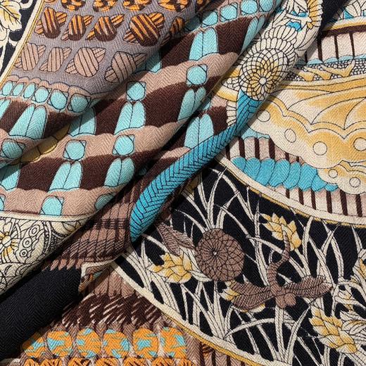 珍贝羊毛印花方巾W1981 商品图2