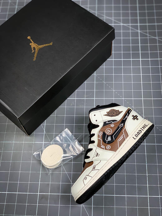 Air Jordan 1 Mid 中帮 摩卡电玩 AJ1 商品图2