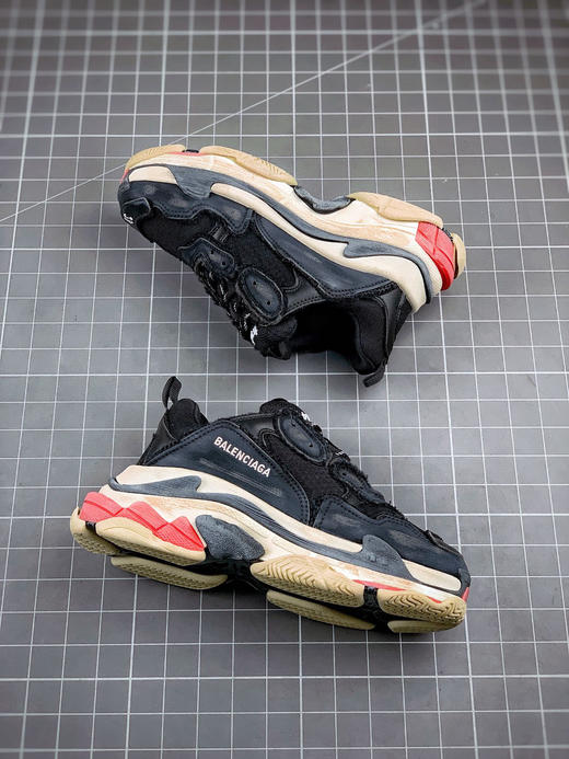 Balenciaga Triple S做旧运动风黑红 商品图4