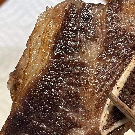 澳洲谷饲和牛牛排  |  国产雪龙谷饲和牛，是国内高品质肉牛的领导者！专门引进饲养日本牛种和澳洲牛杂交，高级和牛口感可以媲美日本和牛，每一块都是鲜嫩多汁，奶香四溢，触口即溶！ 商品图3