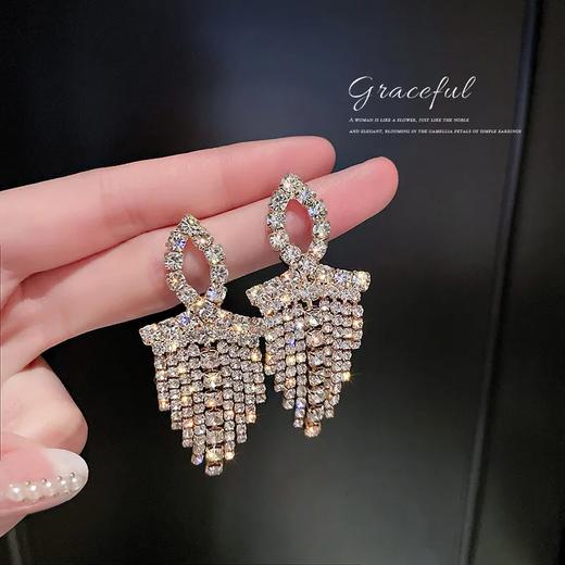 TPR满钻珍珠流苏耳坠气质高级感轻奢耳环2021年新款潮 商品图7