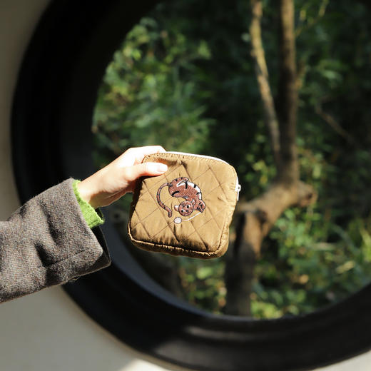 Ceremorning 宝石咖啡周边 杭州系列 菱格纹刺绣 手冲滤纸收纳包 商品图1