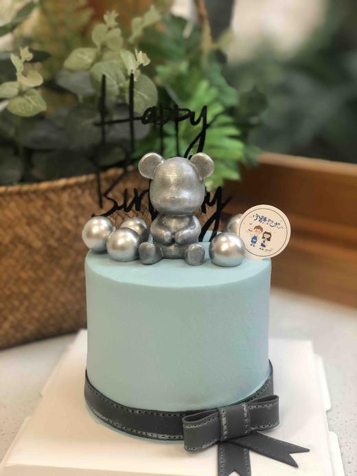 巧克力熊蓝灰黑高级感奶油蛋糕 下单前请仔细阅读商品详情 商品图0