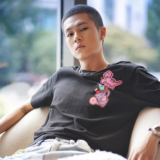 MISHKA印花圆领短袖M21100090M 商品图2