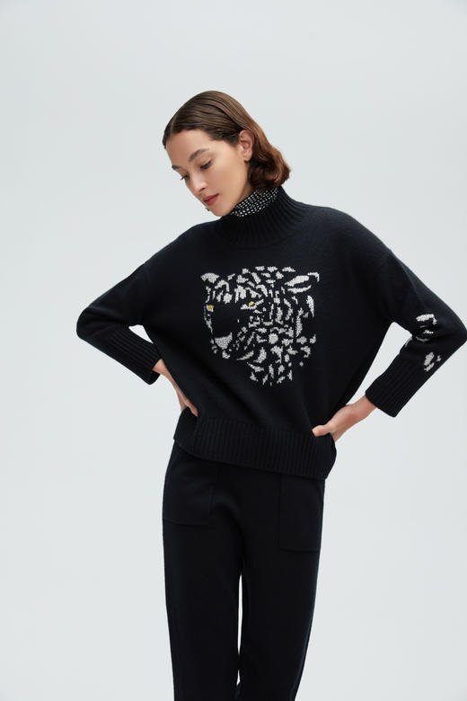 珍贝高领烫饰提花女衫H61060 商品图1