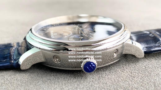 宝珀经典系列，里程碑式的传奇

制表实力毋庸置疑，这款功能腕表来自宝珀的经典系列，作为制表界的三大传统复杂功能之一，它的出现是腕表界又一里程碑式的传奇。42毫米直径 商品图1