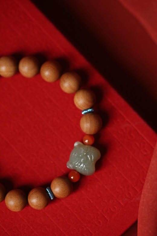 【青山特惠】老山檀香原创10mm搭配和田玉虎头 y13 商品图3