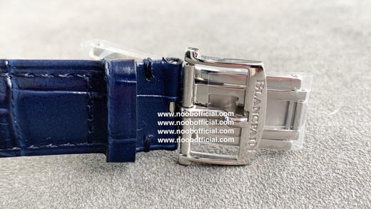 宝珀经典系列，里程碑式的传奇

制表实力毋庸置疑，这款功能腕表来自宝珀的经典系列，作为制表界的三大传统复杂功能之一，它的出现是腕表界又一里程碑式的传奇。42毫米直径 商品图3