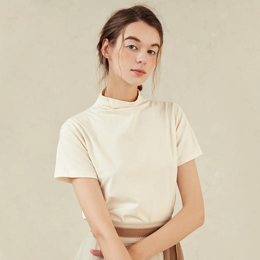 famecoco范可儿半高领打底衫女春内搭短袖t恤F221BB005 商品图2