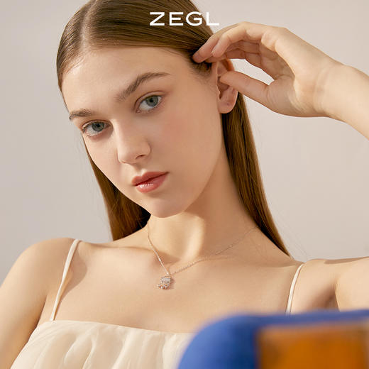 ZEGL925纯银平安锁项链女轻奢小众长命锁骨毛衣链送女友新年礼物 商品图5