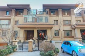 青岛慢姑娘蔚蓝群岛轰趴馆