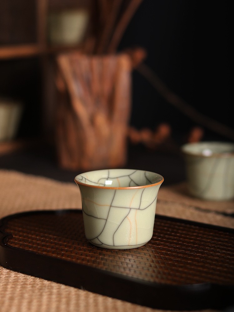 项世豪龙泉青瓷传世哥窑金丝铁线品茗杯45ml642cm