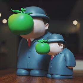 大美术馆 大艺术家系列第一季 潮玩大娃摆件手办 人类之子 落地雕塑