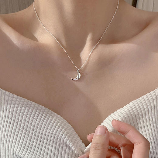 Winy925纯银流光月牙项链送女友闺蜜节日生日礼物 商品图0