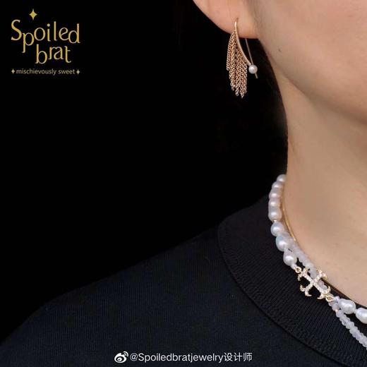 SpoiledBrat Jewelry u型珍珠流苏耳环 商品图5