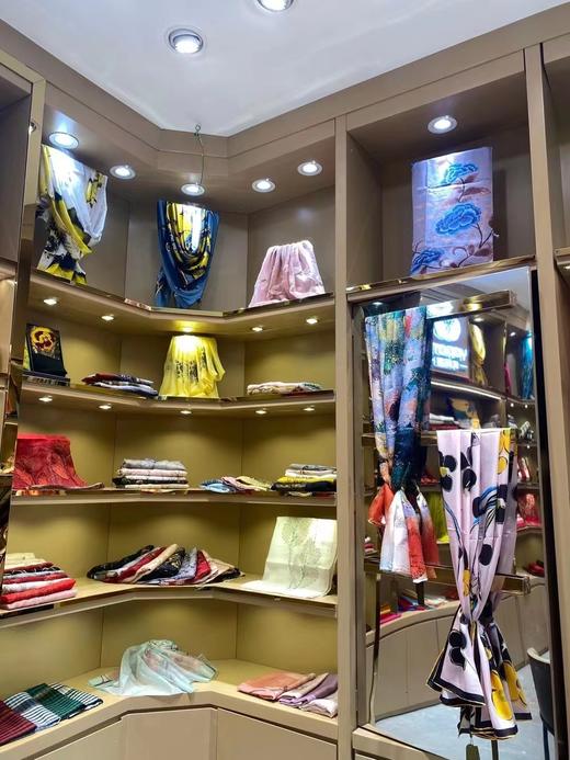 优品堂《花好月圆》精品羊毛围巾 商品图2