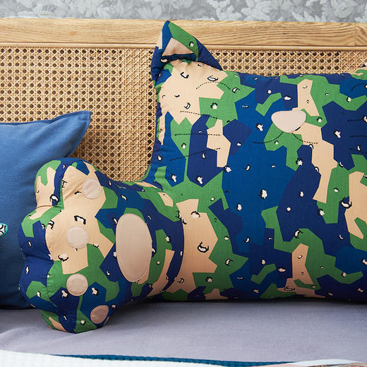 迷彩猫咪孕妇靠枕沙发护腰靠垫 商品图3